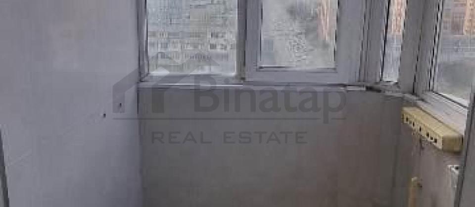 Yasamal parkinin yani, Elmler Akademiyasi m/s yaxin 3 otaqli menzil satilir/110 kv.m. - 15