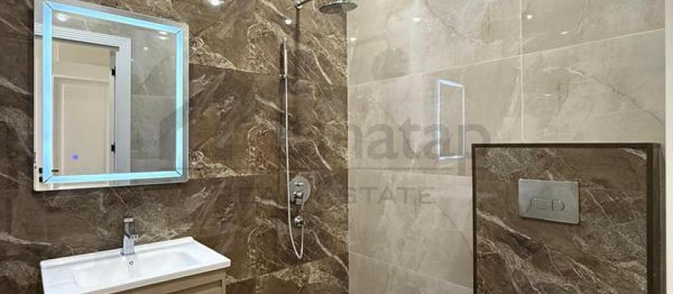 Dede Qorqud parkinin yani, Genclik ve 28 May m/s yaxin 3 otaqli menzil satilir/132 kv.m. - 15