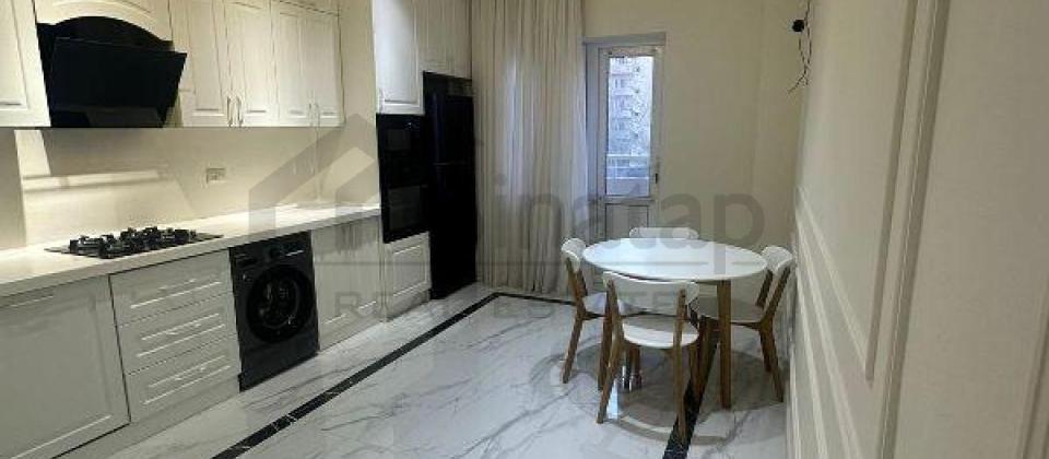 Elmler Akademiyasi m/s ve BDU yaninda 3 otaqli menzil satilir/150 kv.m. - 6