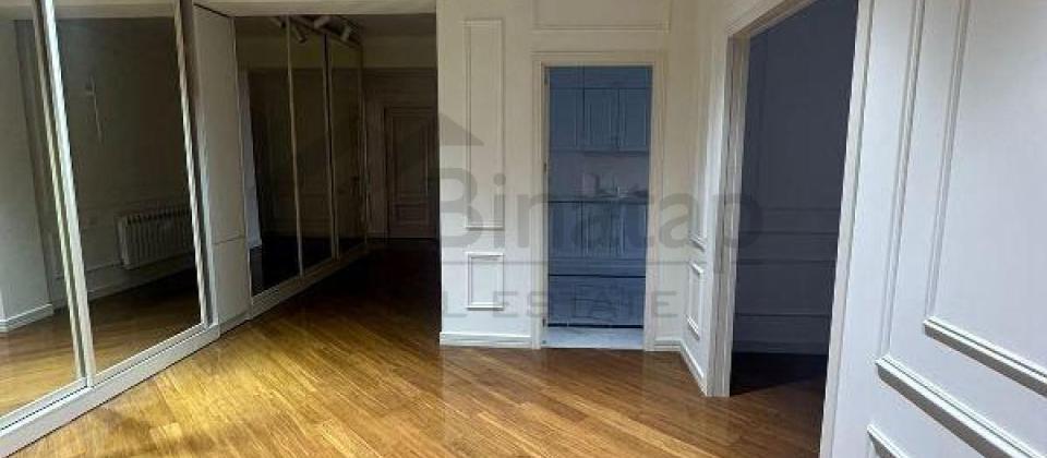 Elmler Akademiyasi m/s ve BDU yaninda 3 otaqli menzil satilir/150 kv.m. - 8