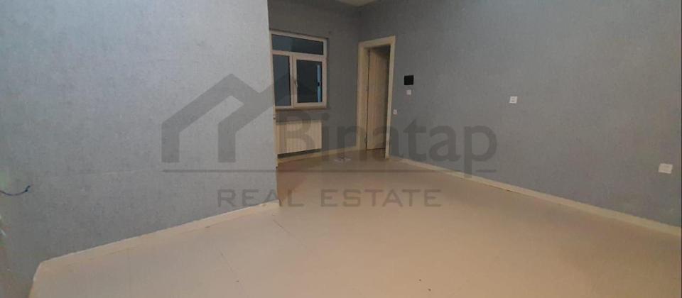 Əhməd Rəcəblidə plazada ofislərin icarəsi