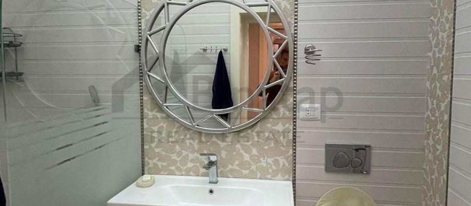 elmler metrosu yaxinliqinda 4 otaqli menzil satilir - 8