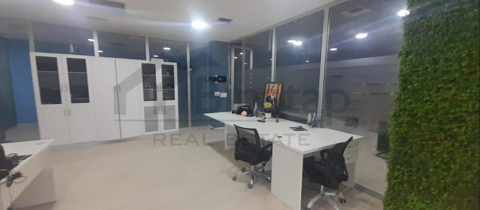 Əhməd Rəcəblidə plazada ofislərin icarəsi - 15