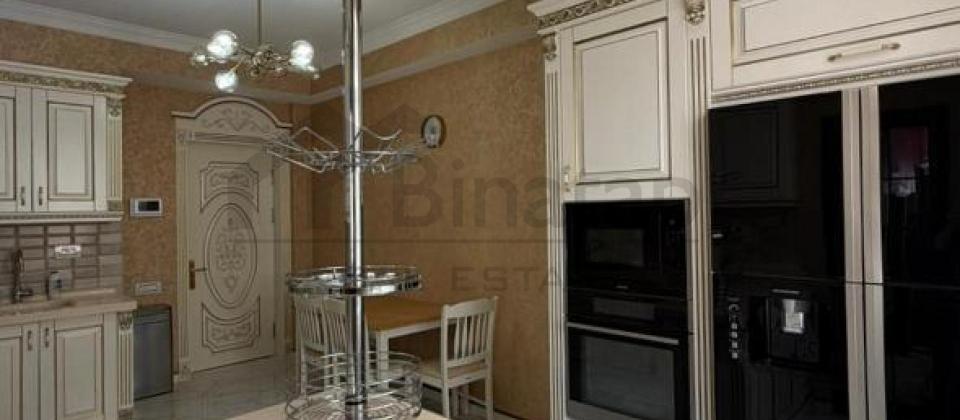 Azadliq prospekti, Travmatoloqiya İnstitutunun yaninda 3 otaqli menzil satilir/154 kv.m. - 10