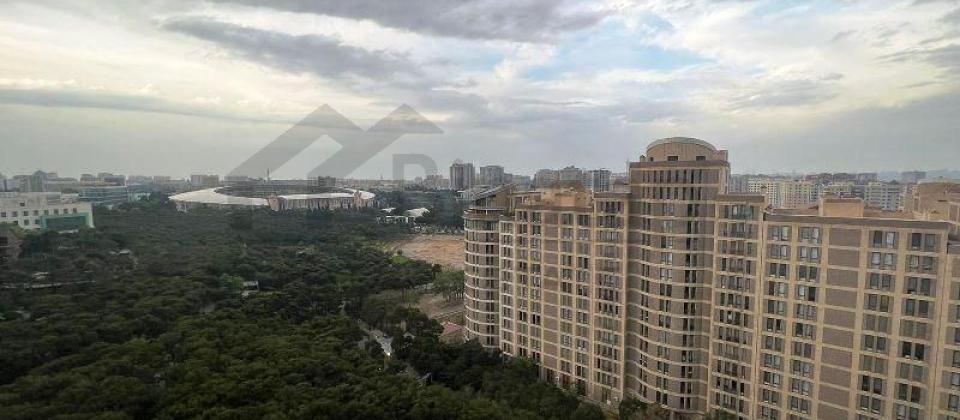 Zoopark ve Dede Qorqud parkinin yaninda 3 otaqli menzil satilir/160 kv.m. - 13