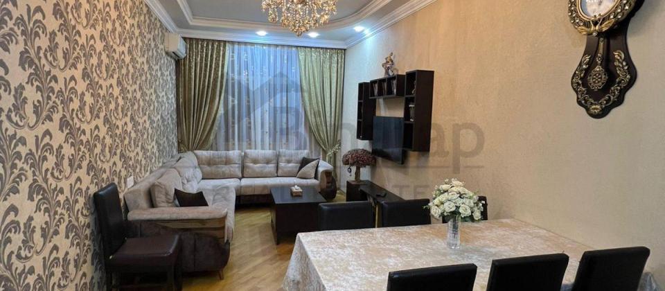 Satılır 4 otaqlı yeni tikili 140 m², İnşaatçılar m. - 2