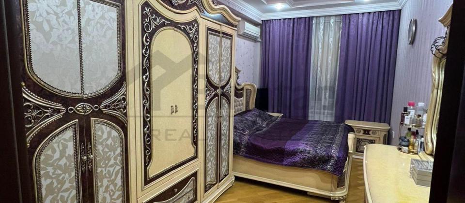 Satılır 4 otaqlı yeni tikili 140 m², İnşaatçılar m. - 7