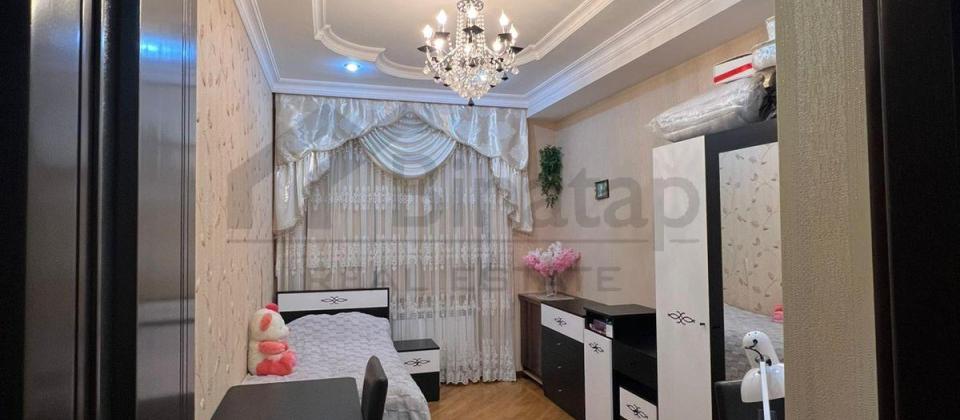 Satılır 4 otaqlı yeni tikili 140 m², İnşaatçılar m. - 9
