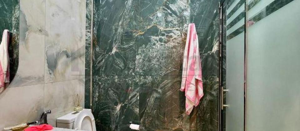 Zoopark ve Dede Qorqud parkinin yani, Genclik m/s yaxin 3 otaqli menzil satilir/138 kv.m. - 15