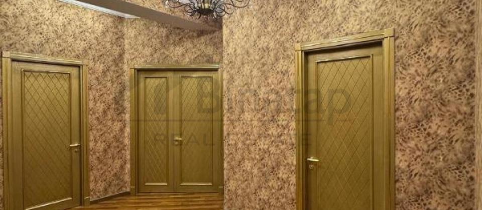 Nesimi bazarinin yani, 28 May ve Genclik m/s yaxin 3 otaqli menzil satilir/125 kv.m. - 11