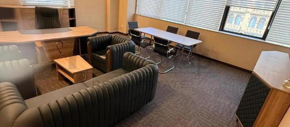 Xetai prospekti, Tehzil Nazirliyinin yaninda ifis icareye verilir/180 kv.m., 5 otaq - 2