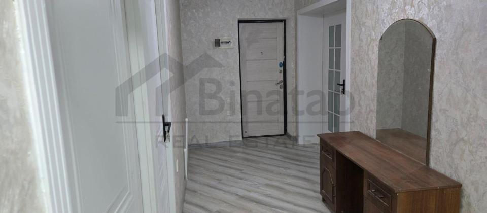 E.Akademiyasi metrosu