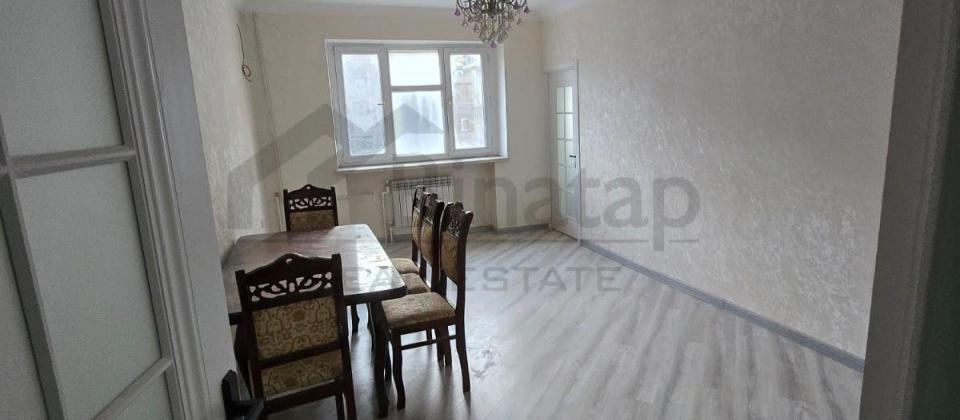 E.Akademiyasi metrosu - 2