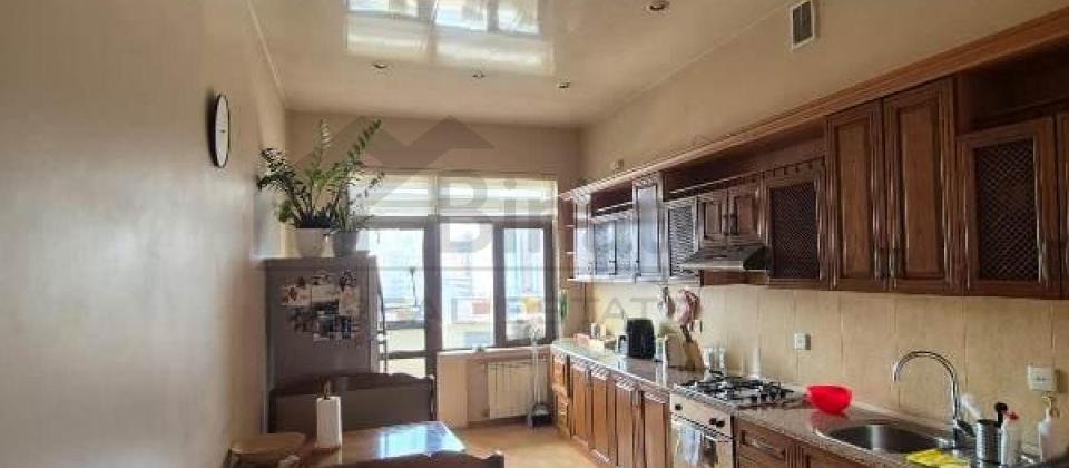 Nizami m/s yaninda 3 otaqli menzil satilir/135 kv.m. - 7