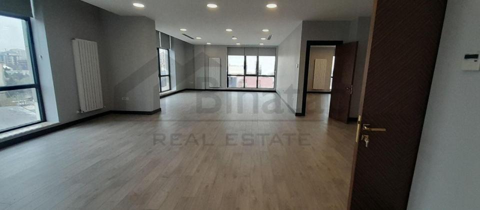 Əhməd Rəcəblidə plazada ofislərin icarəsi - 5