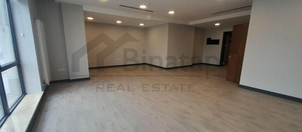 Əhməd Rəcəblidə plazada ofislərin icarəsi - 15