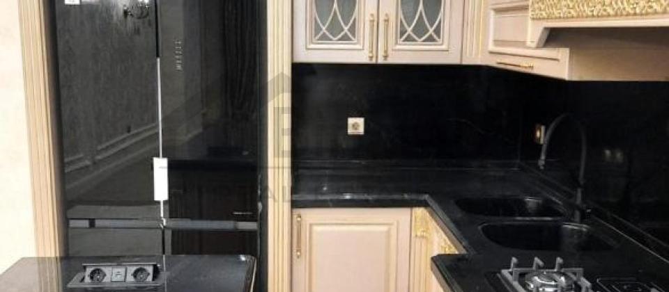 Azadliq prospekti, Nesimi bazarinin yaninda 3 otaqli menzil satilir/128 kv.m. - 3