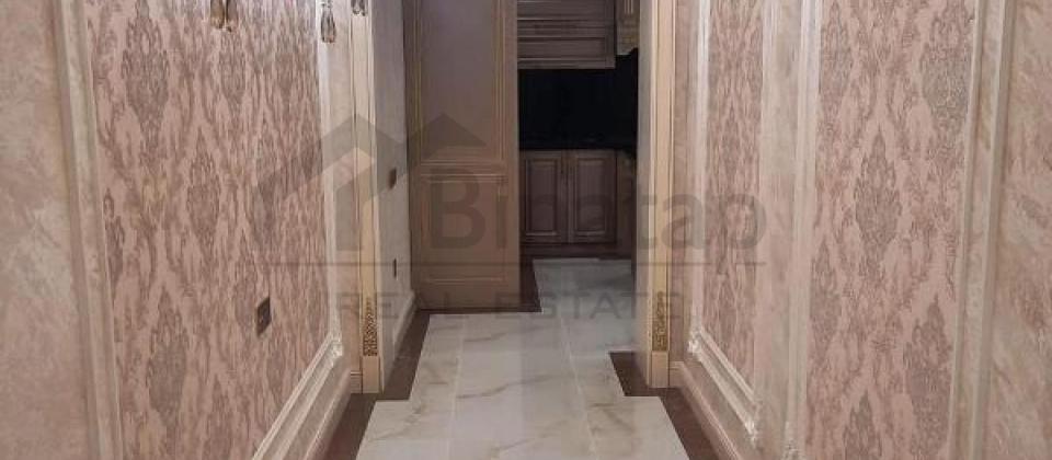 Azadliq prospekti, Nesimi bazarinin yaninda 3 otaqli menzil satilir/128 kv.m. - 10