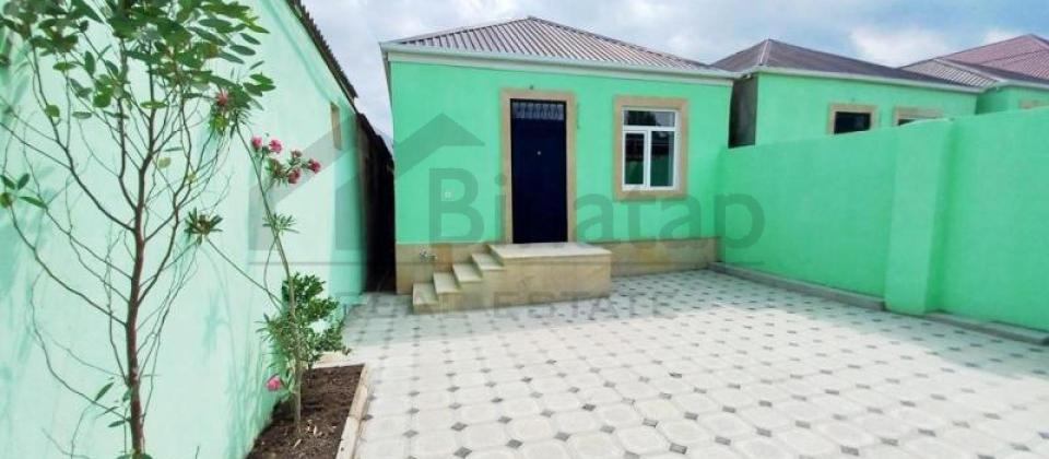 Bineqedi rayonu, 179№li Mektebin yaninda 3 otaqli heyet evi satilir/100 kv.m. - 3