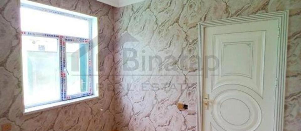 Bineqedi rayonu, 179№li Mektebin yaninda 3 otaqli heyet evi satilir/100 kv.m. - 10