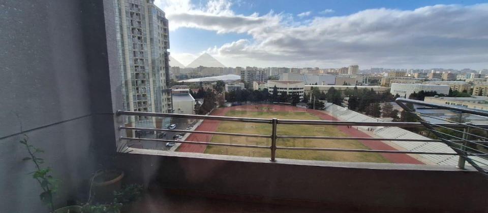 Satılır 4 otaqlı yeni tikili 155 m², Gənclik m - 15