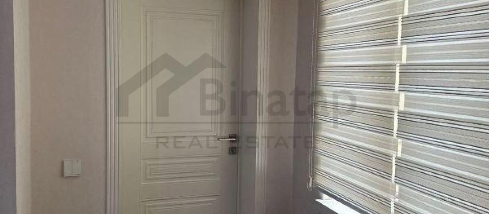 Yashil Ada ushaq bagchasinin yani, 8 Noyabr m/s yaxin 2 otaqli menzil satilir/68 kv.m. - 8