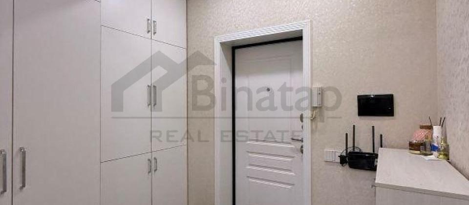 Yashil Ada ushaq bagchasinin yani, 8 Noyabr m/s yaxin 2 otaqli menzil satilir/68 kv.m. - 14