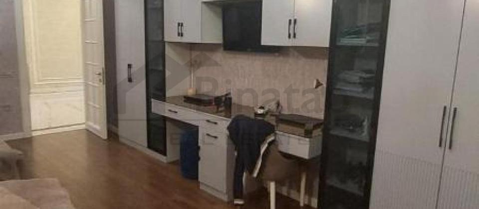 Nerimanov m/s ve Metropark t/m yaninda 3 otaqli menzil satilir/165 kv.m. - 7