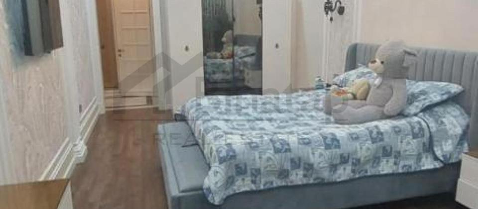 Nerimanov m/s ve Metropark t/m yaninda 3 otaqli menzil satilir/165 kv.m. - 9