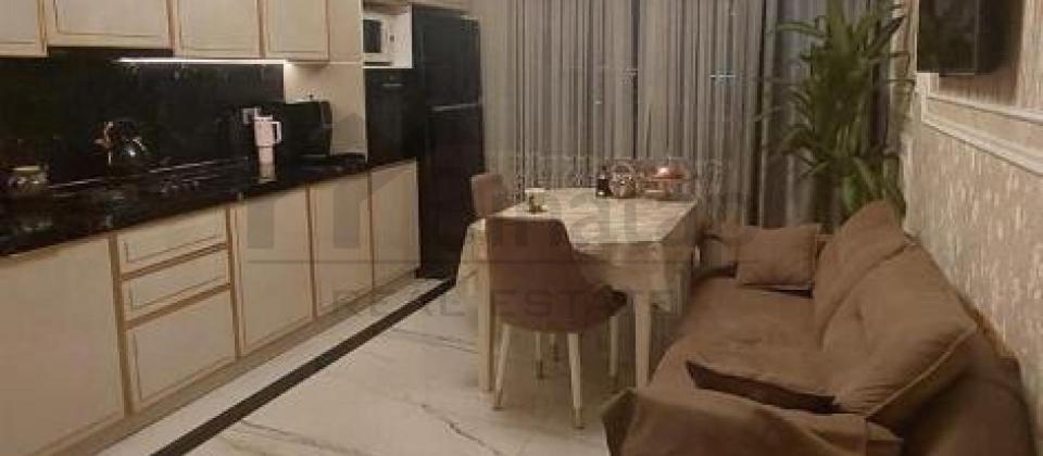 Nerimanov m/s ve Metropark t/m yaninda 3 otaqli menzil satilir/165 kv.m. - 10