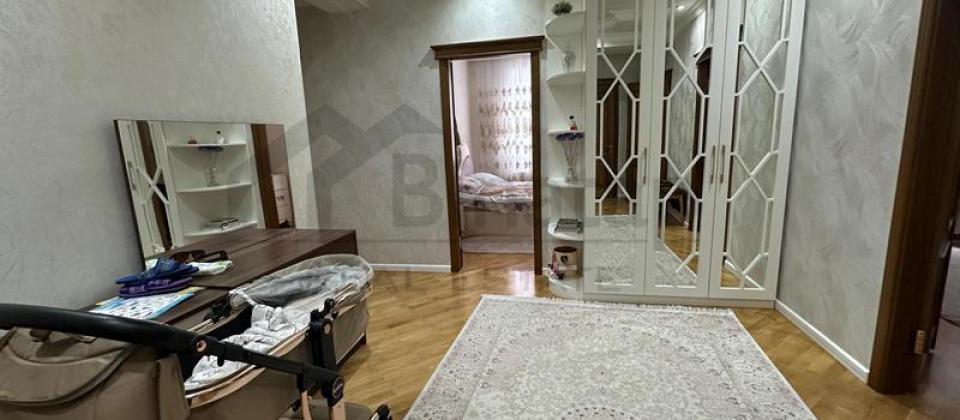 Badamdar qesebesi, 239№li mekteb ve Bolmartin yaninda 3 otaqli menzil satilir/123 kv.m. - 7