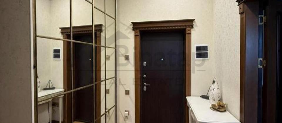 Caspian Plazanin yani, İzmir park ve Nizami m/s yaxin 3 otaqli menzil satilir/101 kv.m. - 12