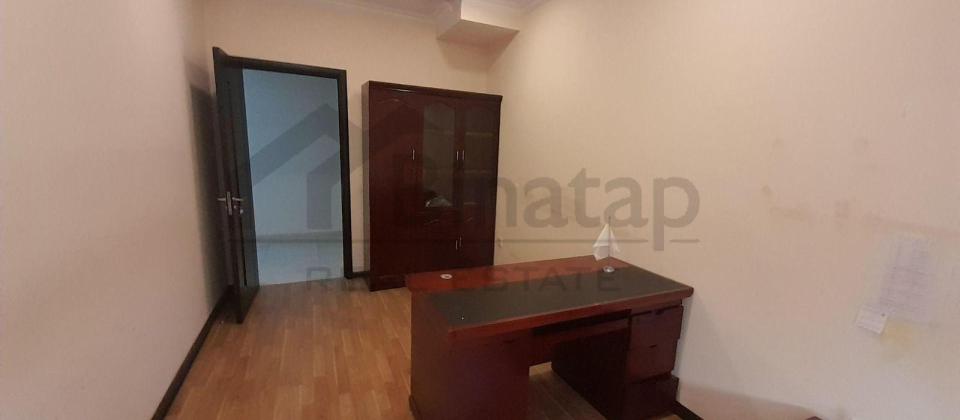 Əhməd Rəcəblidə plazada ofislərin icarəsi 14 otaq 700kv - 11