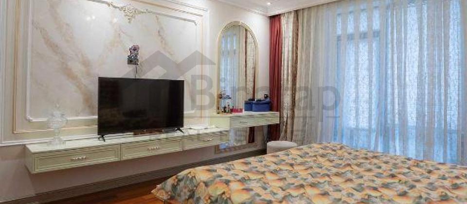 8 Noyabr m/s 5 deqiqelik mesafede 3 otaqli menzil satilir/165 kv.m. - 3