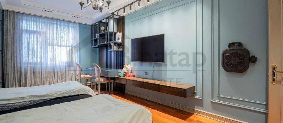 8 Noyabr m/s 5 deqiqelik mesafede 3 otaqli menzil satilir/165 kv.m. - 5