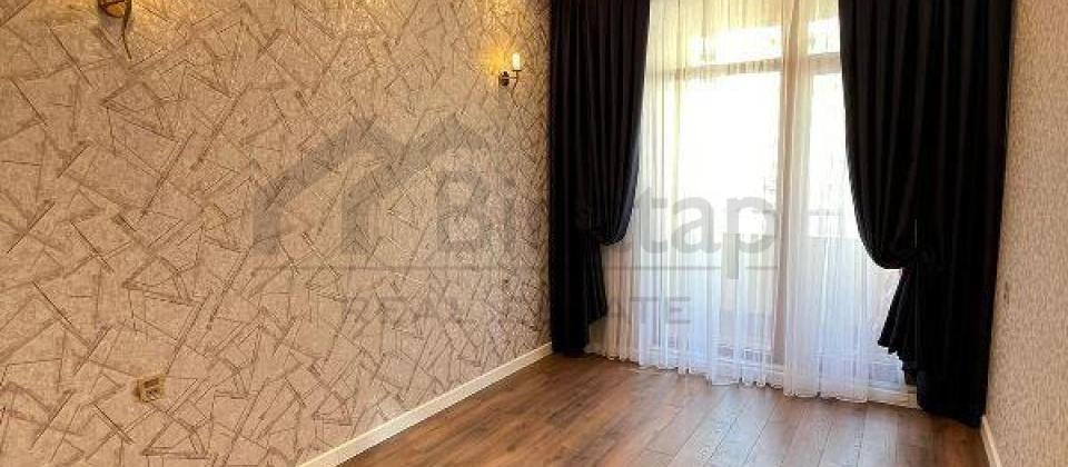 20 Yanvar m/s yaninda 2 otaqli menzil satilir/55 kv.m. - 6