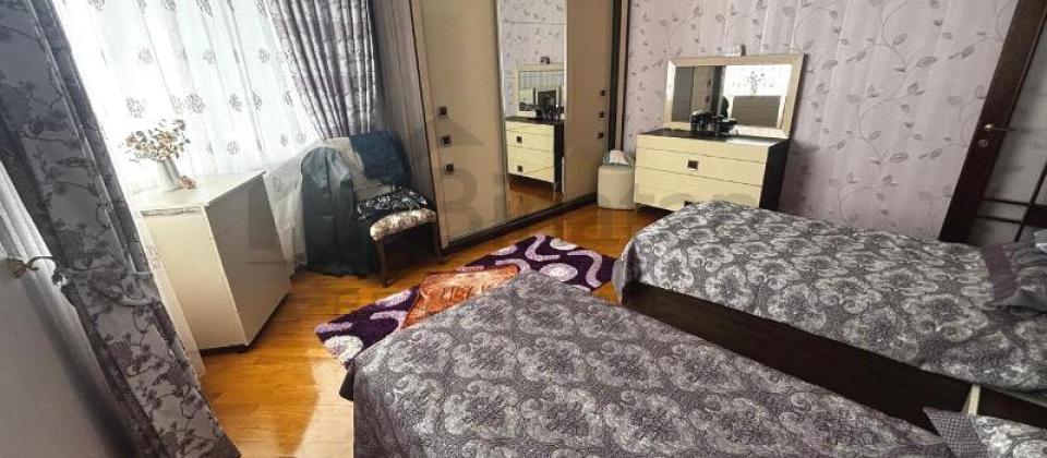 Tibb Universitetinin yaninda 3 otaqli menzil satilir/137.1 kv.m. - 8