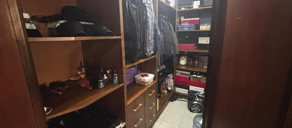 Tibb Universitetinin yaninda 3 otaqli menzil satilir/137.1 kv.m. - 10