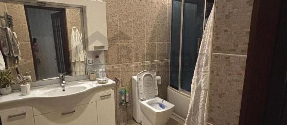 Tibb Universitetinin yaninda 3 otaqli menzil satilir/137.1 kv.m. - 15