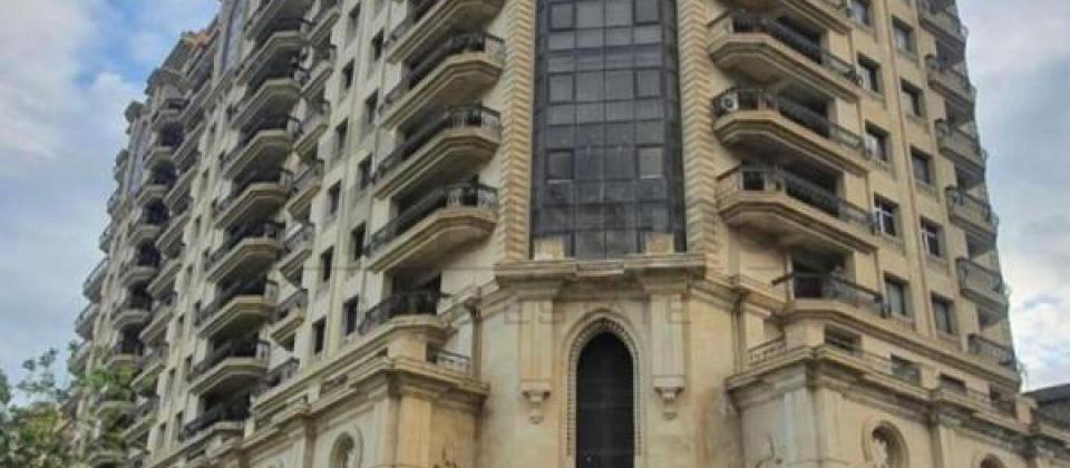 Qish parki ve Heyder Eliyev sarayinin yaninda 4 otaqli menzil satilir/230 kv.m. - 3