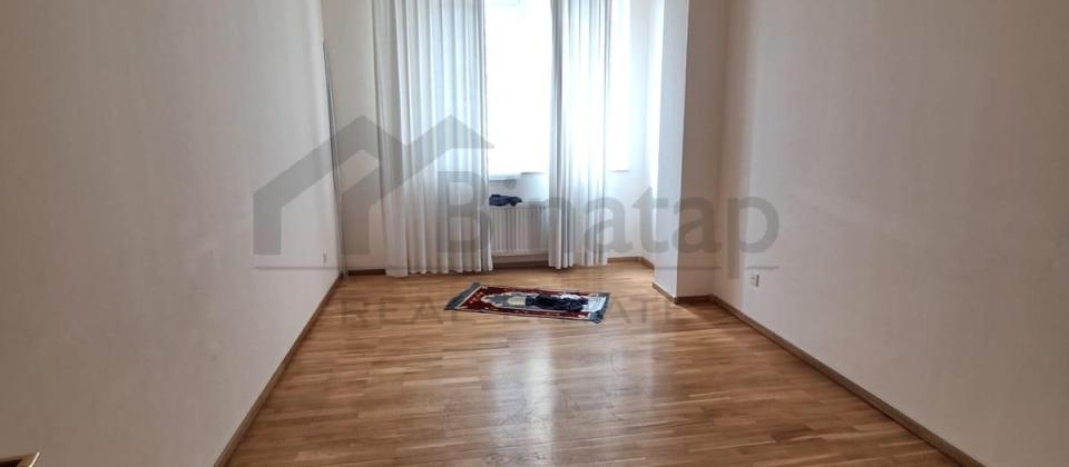 Satılır 4 otaqlı yeni tikili 170 m², 28 May m. - 4
