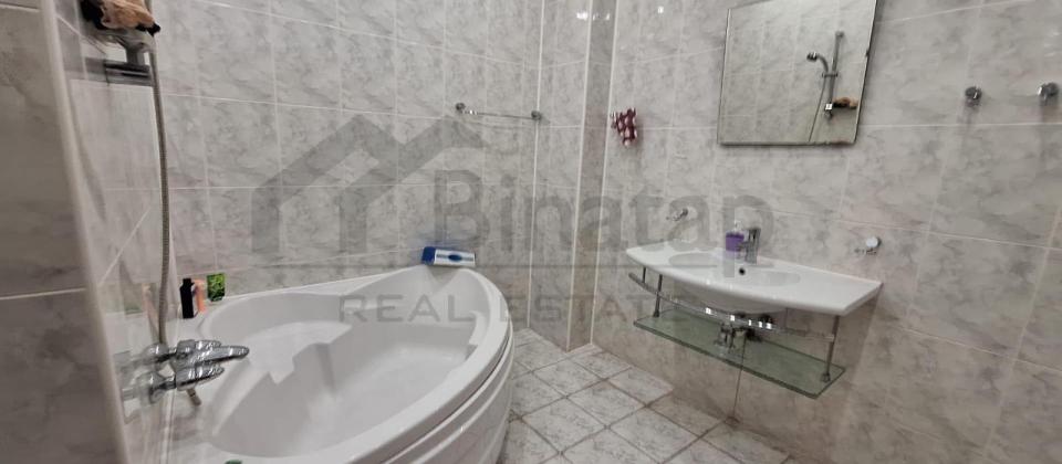 Satılır 4 otaqlı yeni tikili 170 m², 28 May m. - 11