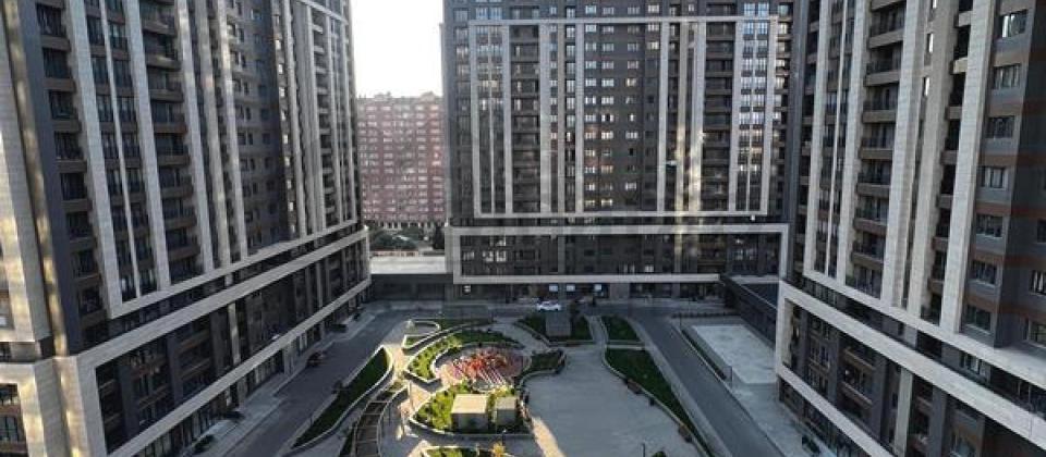 Baku City Residence Khatai, Xetai m/s yaxin 3 otaqli menzil satilir/127 kv.m.