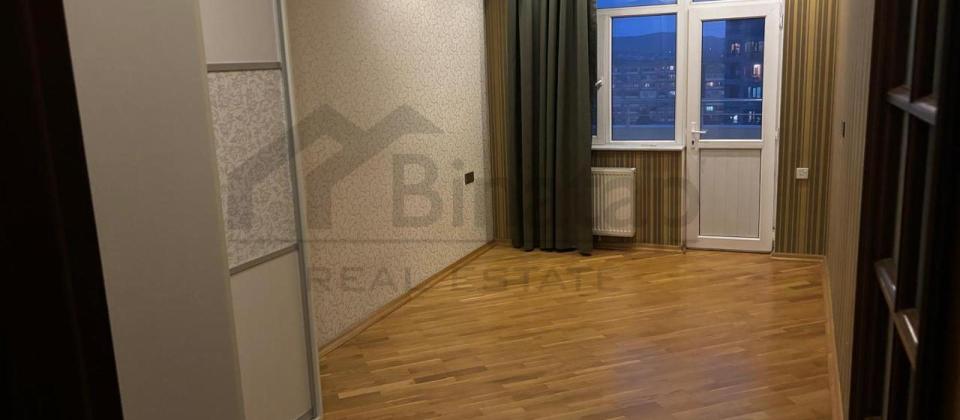 Musabeyov parkinin yani, Elmler Akademiyasi m/s yaxin 2 otaqli menzil satilir/94 kv.m. - 3