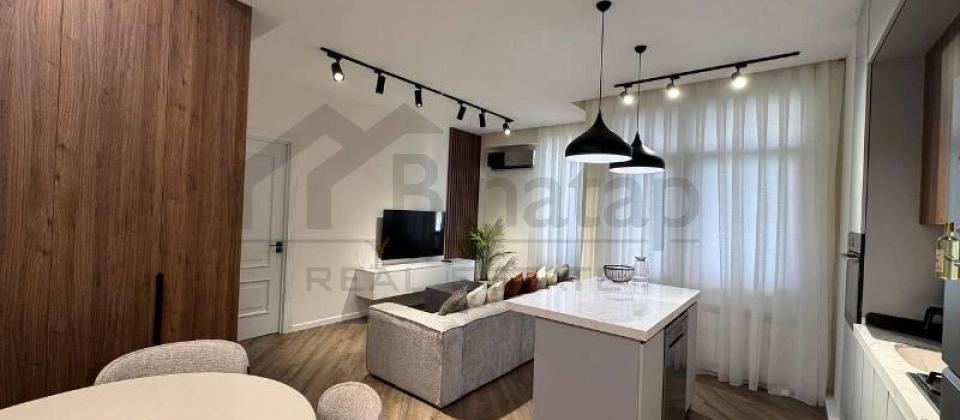 Sherifzade kuchesi, İnshaatchilar ve 20 Yanvar m/s yaxin 3 otaqli menzil satilir/77.1 kv.m. - 2