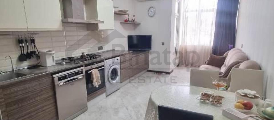 Merkezi parkin yani, Nizami m/s yaxin 3 otaqli menzil satilir/130 kv.m. - 4