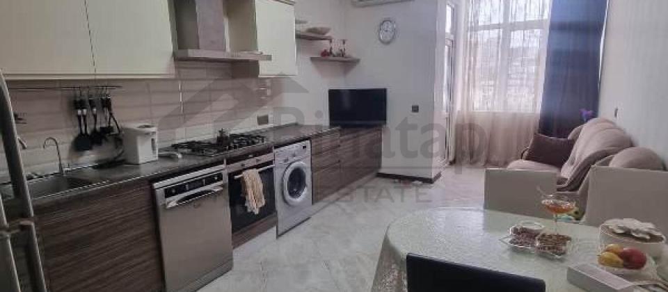 Merkezi parkin yani, Nizami m/s yaxin 3 otaqli menzil satilir/130 kv.m. - 5