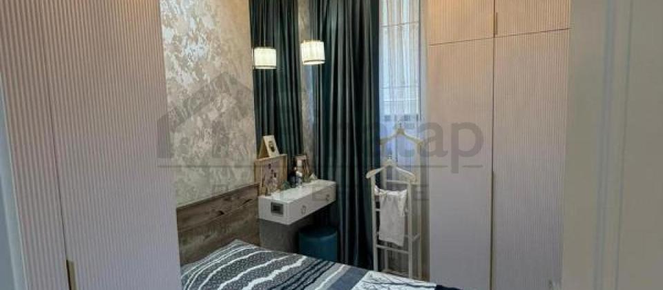 Zoopark ve Dede Qorqud parkinin yani, Genclik m/s yaxin 3 otaqli menzil satilir/75 kv.m. - 6