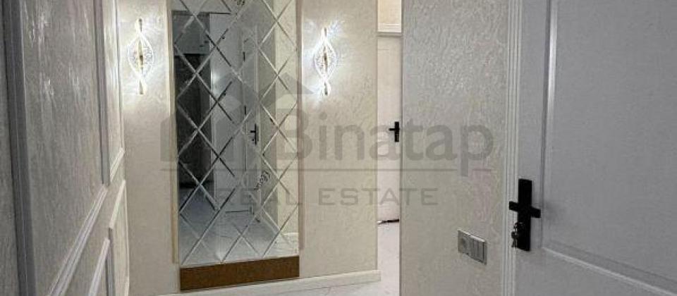 Azadliq prospekti, 28 May m/s yaninda 3 otaqli menzil satilir/80 kv.m. - 12