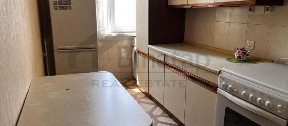 Satılır 4 otaqlı köhnə tikili 105 m², Elmlər Akademiyası m. - 9